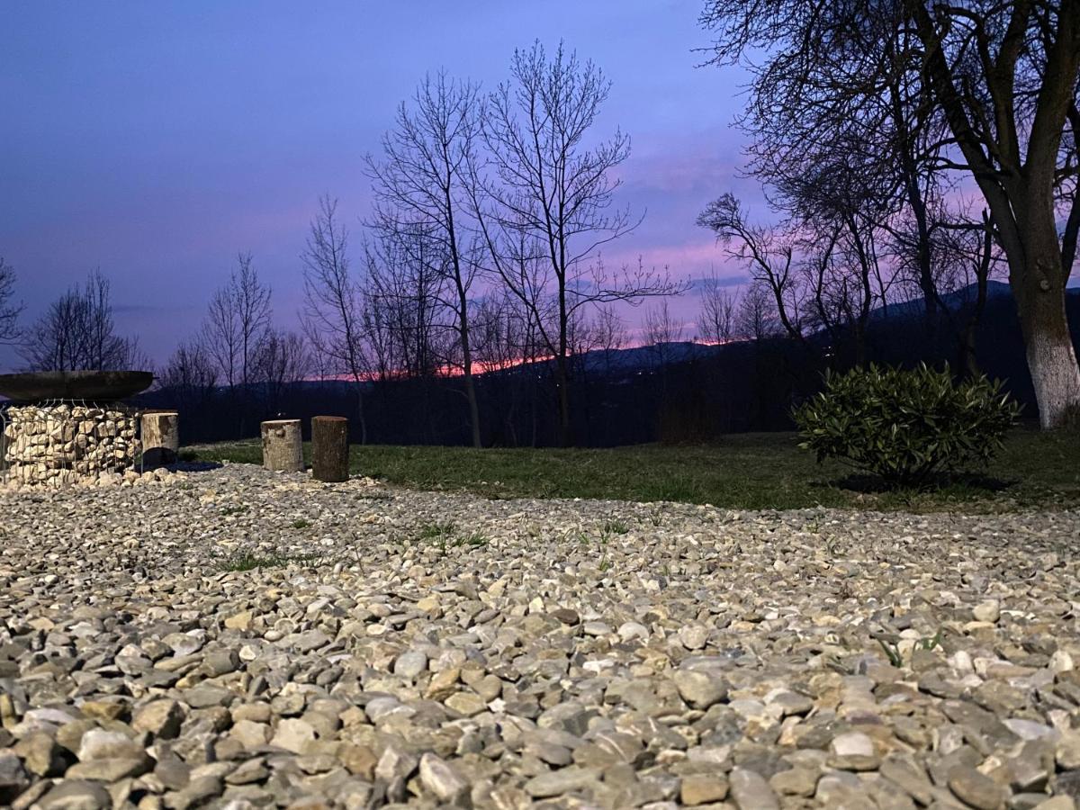 Vila Casutele Din Poienita Comarnic Exteriér fotografie