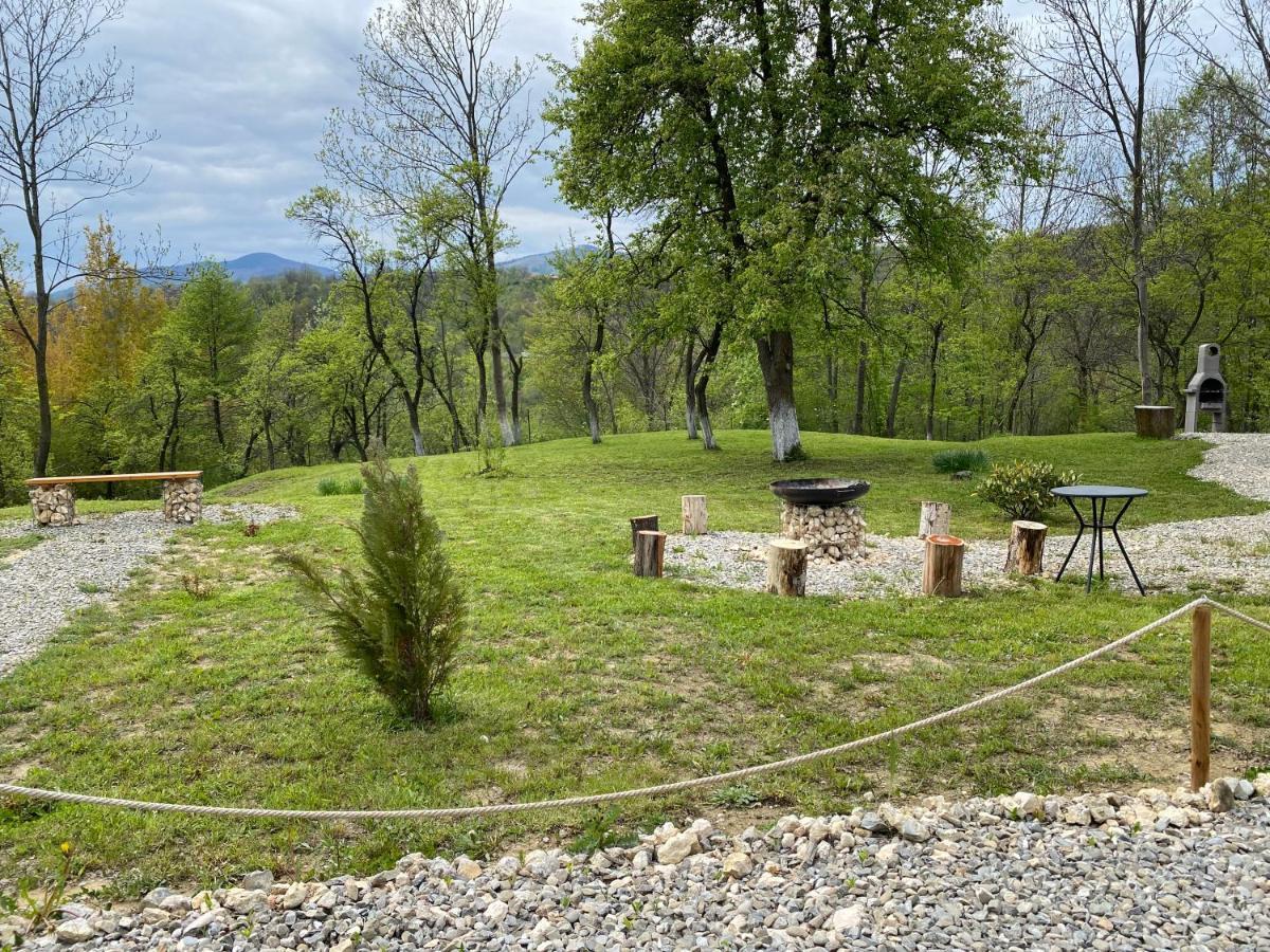 Vila Casutele Din Poienita Comarnic Exteriér fotografie