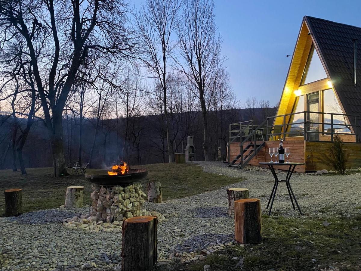 Vila Casutele Din Poienita Comarnic Exteriér fotografie