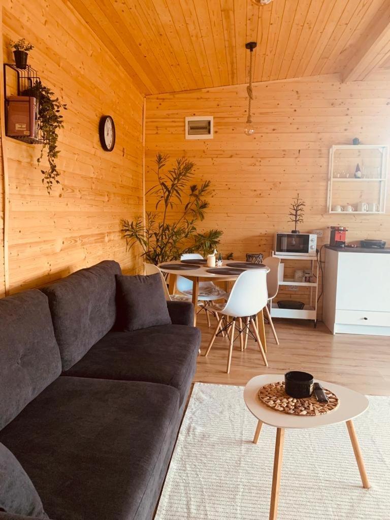 Vila Casutele Din Poienita Comarnic Exteriér fotografie